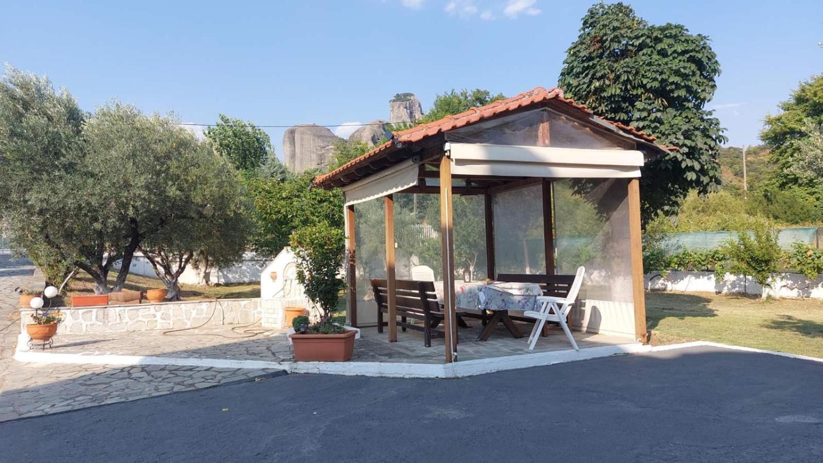 Maison d'hôtes Pomegranate Tree House - Meteora à Kalambaka Extérieur photo